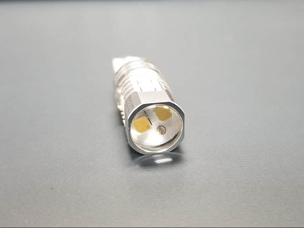 194 168 158 2825 LED SS Chip Bulbs White Pair