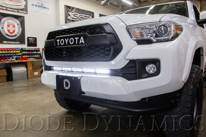 Diode Dynamics 16-21 Toyota Tacoma SS30 Stealth Lightbar Kit - Amber Driving