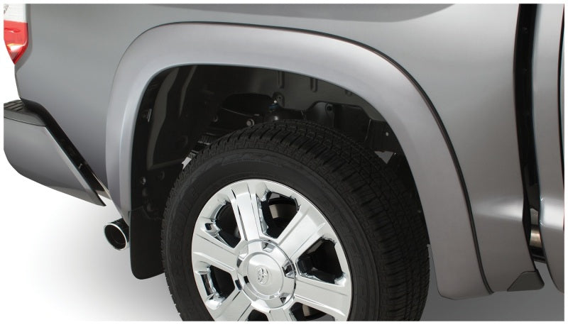 Bushwacker 14-18 Toyota Tundra Fleetside OE Style Flares 2pc 66.7/78.7/97.6in Bed - Black